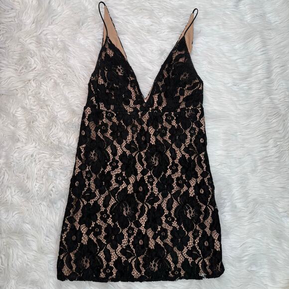 Free People Women's Dangerous Love Lace Minidress Size 4 Black - Picture 13 of 16